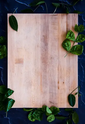 Animated grazing board arrangement on a wooden board.